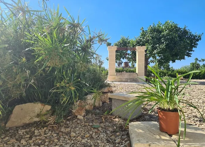 Stylish & Romantic Country House, Toti *